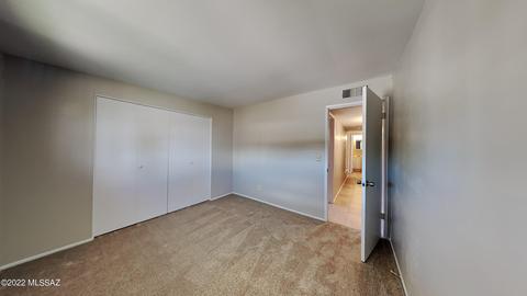 8957 E Cooper St, Tucson, AZ 85710 photo 8