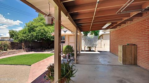 8957 E Cooper St, Tucson, AZ 85710 photo 12