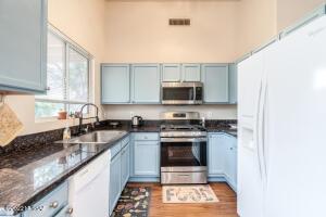 6476 E David Dr, Tucson, AZ 85730 photo 14