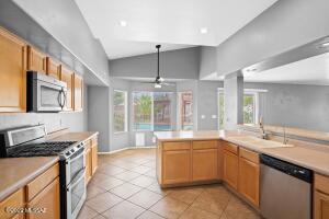 10269 E Buffaloberry Loop, Tucson, AZ 85748 photo 5