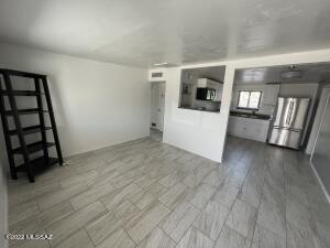 360 E Bilby Rd, Tucson, AZ 85706 photo 13