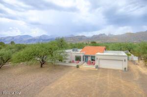 9675 Elm Tree Cir, Tucson, AZ 85749 photo 1