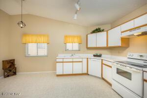 8747 Eagle Creek Dr, Tucson, AZ 85730 photo 17