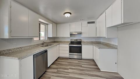 7731 E Apple Tree Dr, Tucson, AZ 85730 photo 4