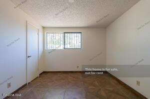 26 E Inez St, Tucson, AZ 85756 photo 16