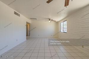 26 E Inez St, Tucson, AZ 85756 photo 3