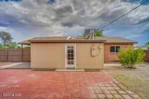 5631 E 35th St, Tucson, AZ 85711 photo 9