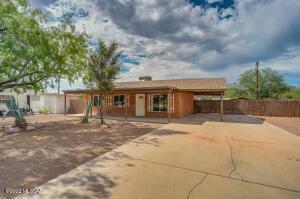 5631 E 35th St, Tucson, AZ 85711 photo 2