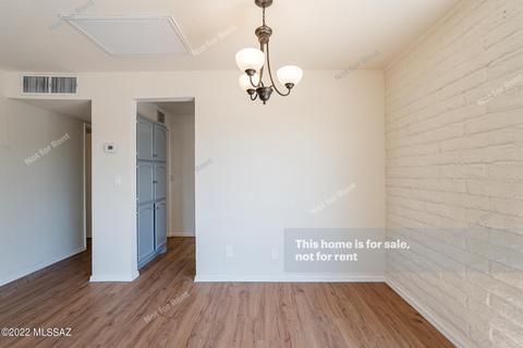 1027 E 24th St, Tucson, AZ 85713 photo 12