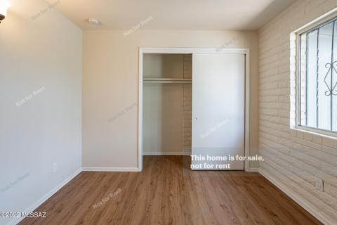 1027 E 24th St, Tucson, AZ 85713 photo 13