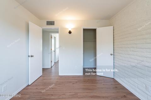 1027 E 24th St, Tucson, AZ 85713 photo 17