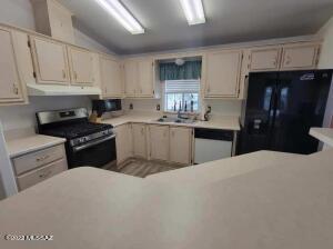 3454 S Goldleaf Loop, Tucson, AZ 85735 photo 2