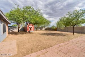 7628 E Apple Tree Dr, Tucson, AZ 85730 photo 3