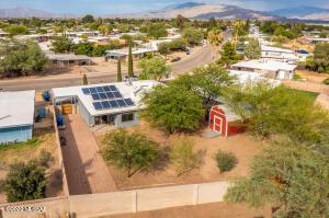 7628 E Apple Tree Dr, Tucson, AZ 85730 photo 2