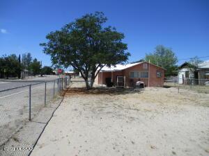 703 W Delos St, Willcox, AZ 85643 photo 4