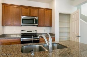 8895 E Abrams Loop, Tucson, AZ 85710 photo 11