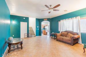 8426 S Gupta Dr, Tucson, AZ 85747 photo 3