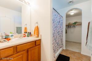 8426 S Gupta Dr, Tucson, AZ 85747 photo 5