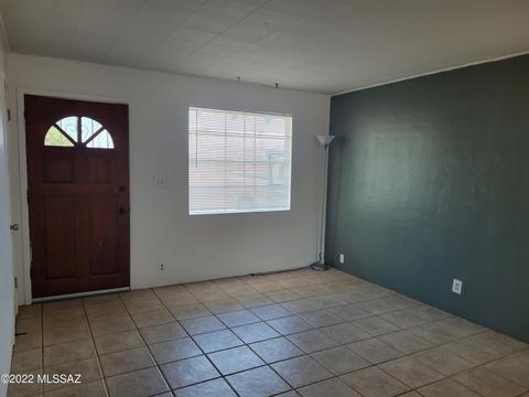 4755 E 17th St, Tucson, AZ 85711 photo 9