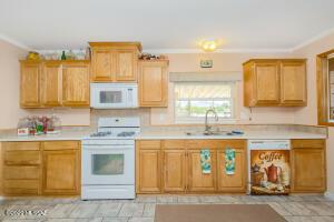 25370 E Comanche Trl, Benson, AZ 85602 photo 9