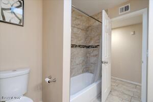 9301 E Daniel Pl, Tucson, AZ 85710 photo 20