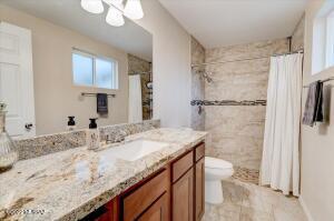 9301 E Daniel Pl, Tucson, AZ 85710 photo 16