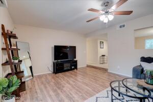 9301 E Daniel Pl, Tucson, AZ 85710 photo 12