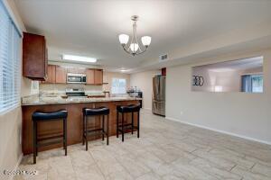 9301 E Daniel Pl, Tucson, AZ 85710 photo 5