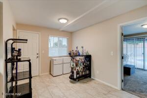 9301 E Daniel Pl, Tucson, AZ 85710 photo 25