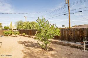 3745 E 27th Pl, Tucson, AZ 85713 photo 30