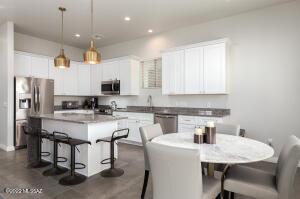 185 E Stone Ct, Tucson, AZ 85705 photo 9