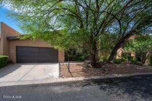 5002 E South Regency Cir, Tucson, AZ 85711 photo 1
