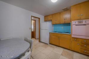 1303 E Hampton St, Tucson, AZ 85719 photo 8