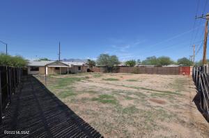 1304 E Copper St, Tucson, AZ 85719 photo 4