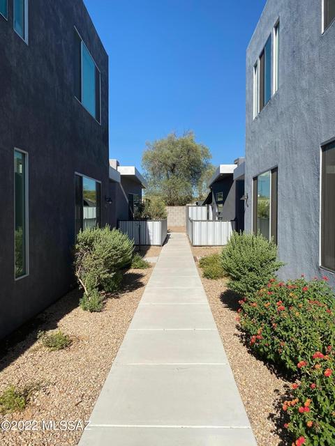 935 E Millenium Ct, Tucson, AZ 85719 photo 2