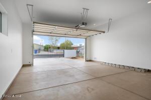 417 E 33rd St, Tucson, AZ 85713 photo 17