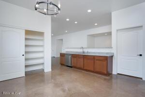 417 E 33rd St, Tucson, AZ 85713 photo 10