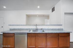 417 E 33rd St, Tucson, AZ 85713 photo 9