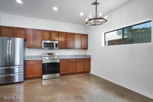 417 E 33rd St, Tucson, AZ 85713 photo 8