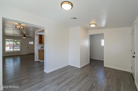 5702 E 35th St, Tucson, AZ 85711 photo 12