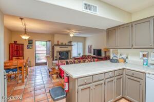 283 E Scheibe Way, Tucson, AZ 85705 photo 5