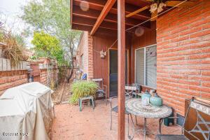 283 E Scheibe Way, Tucson, AZ 85705 photo 14