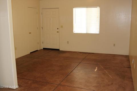 89 E Laguna St, Tucson, AZ 85705 photo 3