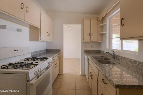 6401 E Colgate Dr, Tucson, AZ 85710 photo 10