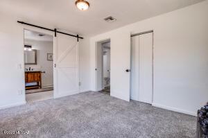 904 E Blacklidge Dr, Tucson, AZ 85719 photo 19