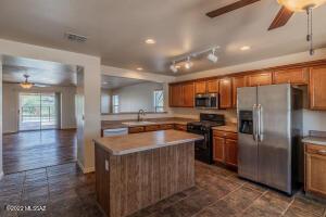 556 E Sterling Canyon Dr, Vail, AZ 85641 photo 8