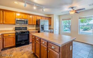 556 E Sterling Canyon Dr, Vail, AZ 85641 photo 9
