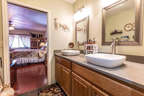 2207 E Copper St, Tucson, AZ 85719 photo 30