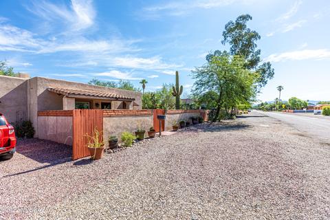 2207 E Copper St, Tucson, AZ 85719 photo 6