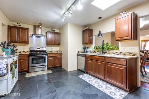 2207 E Copper St, Tucson, AZ 85719 photo 17